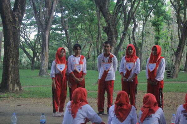 Latihan Dasar Kepemimpinan Siswa (LDKS) di SMK Indonesia Putera: Tempa Karakter, Cetak Pemimpin Muda